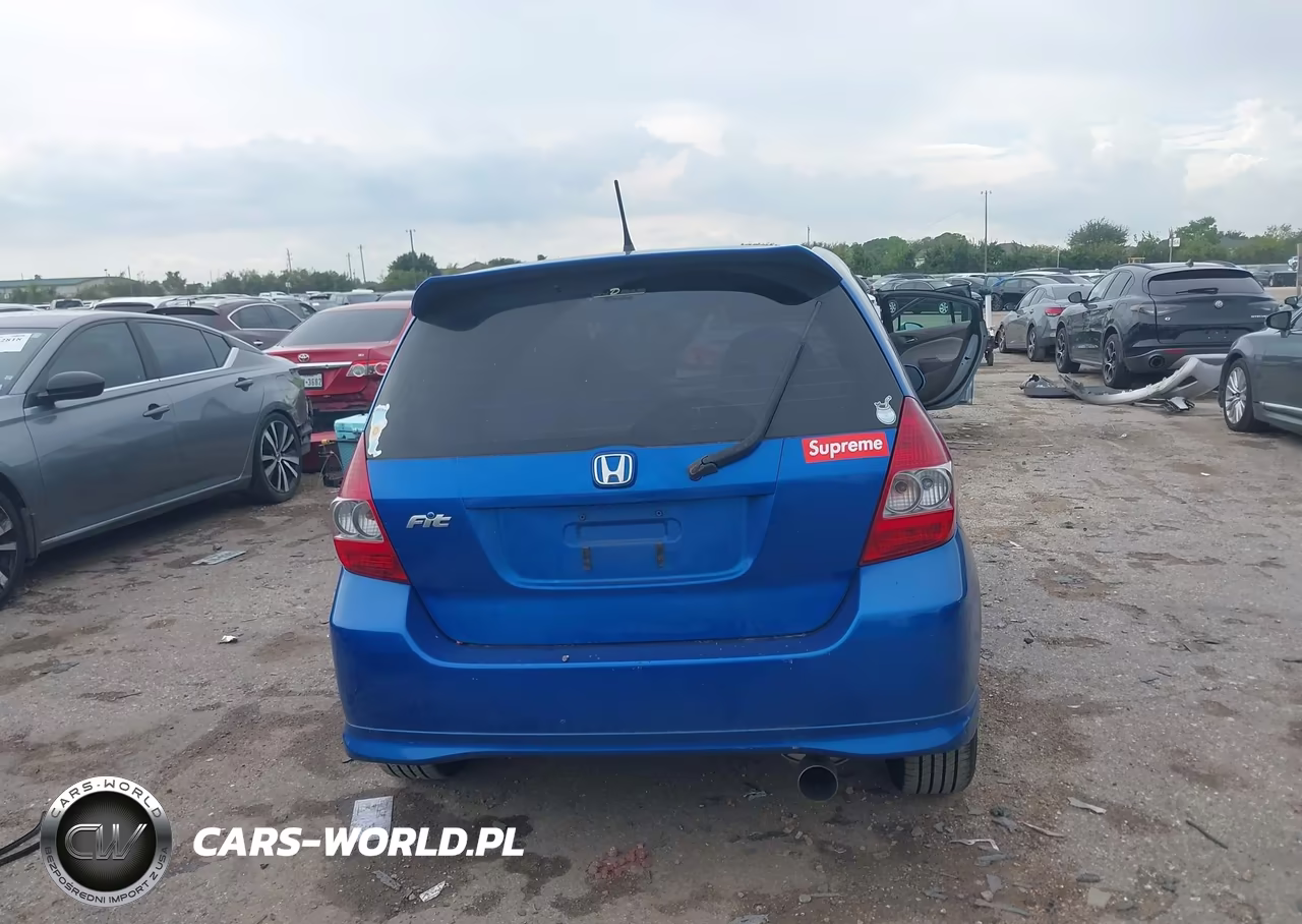 2007 Honda Fit Sport VIN:JHMGD37627S035196 - 17