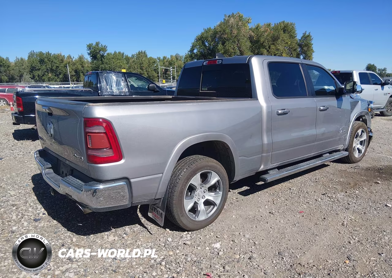 2019 Ram 1500 Laramie 4X4 6'4 Box VIN:1C6SRFRT7KN506307 - 4