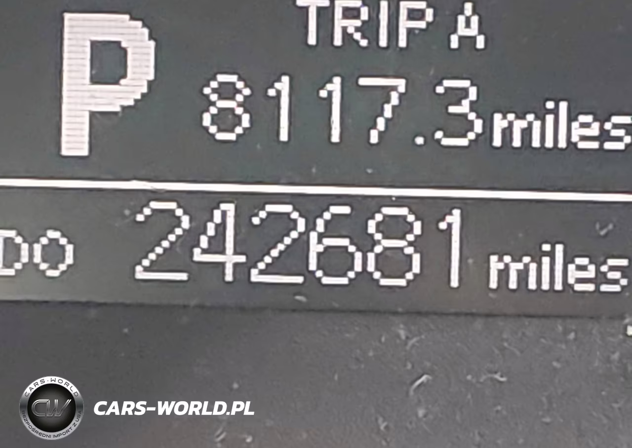 2015 Toyota Corolla S Plus VIN:2T1BURHE8FC388627 - 15