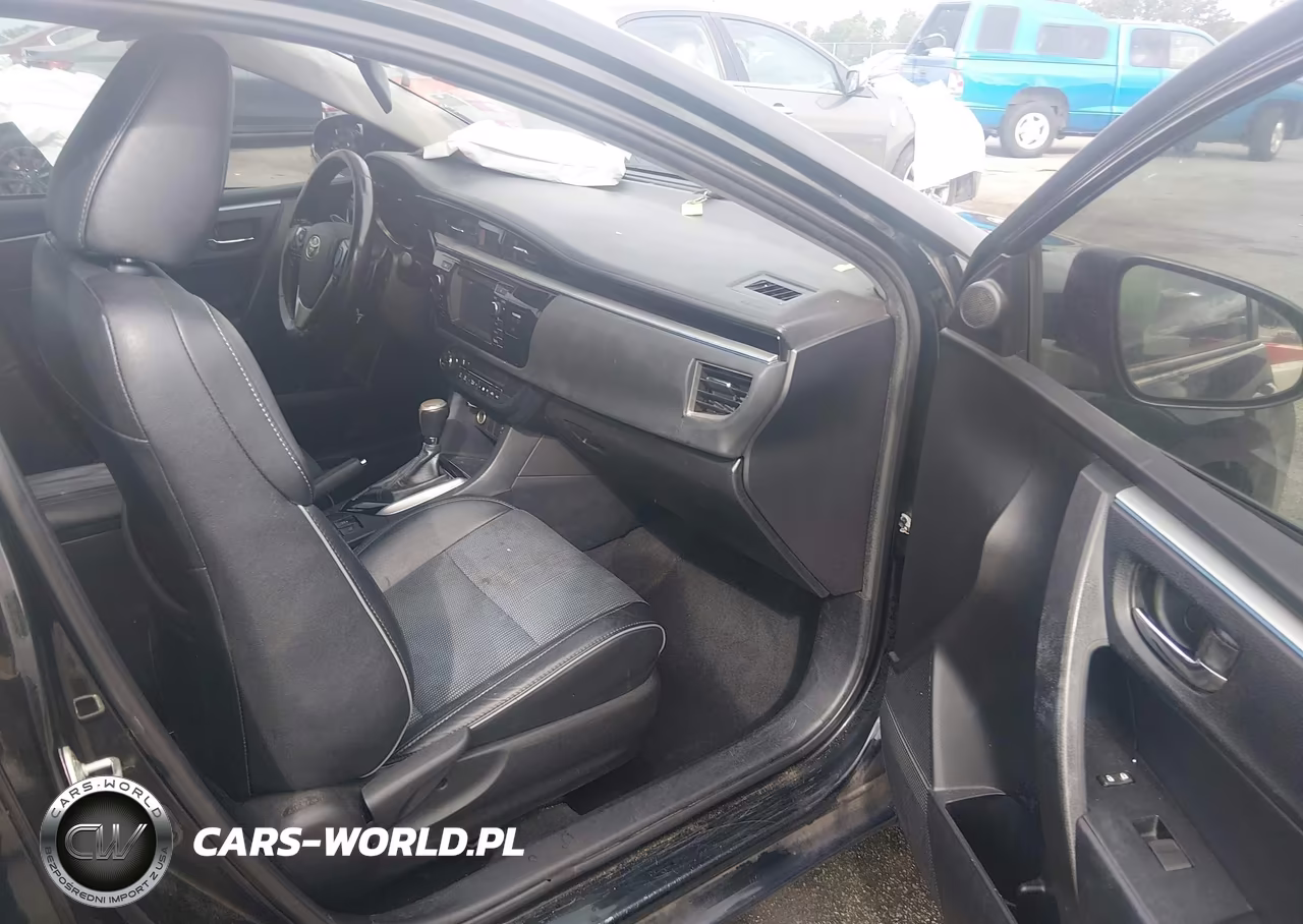 2015 Toyota Corolla S Plus VIN:2T1BURHE8FC388627 - 5