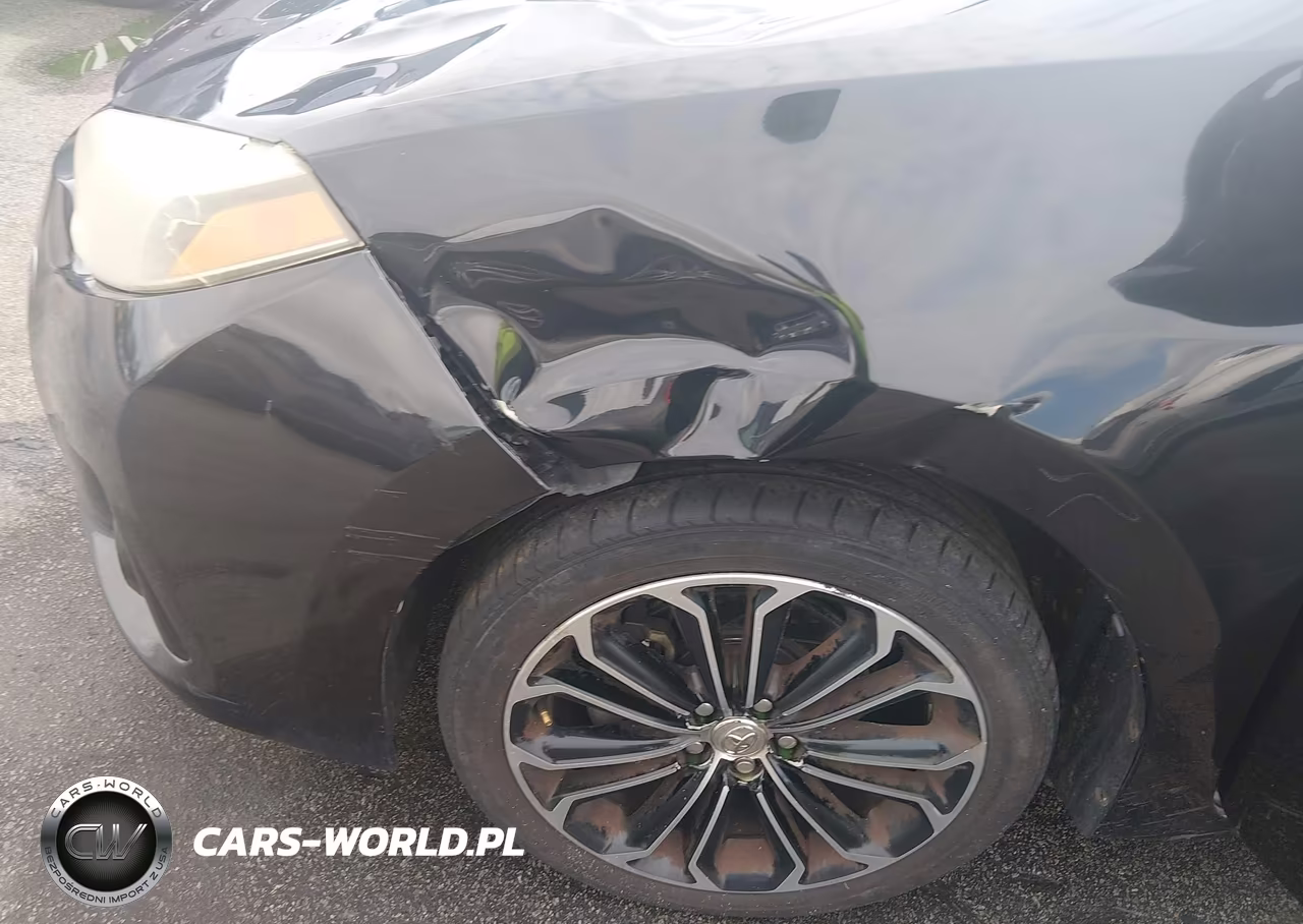2015 Toyota Corolla S Plus VIN:2T1BURHE8FC388627 - 6