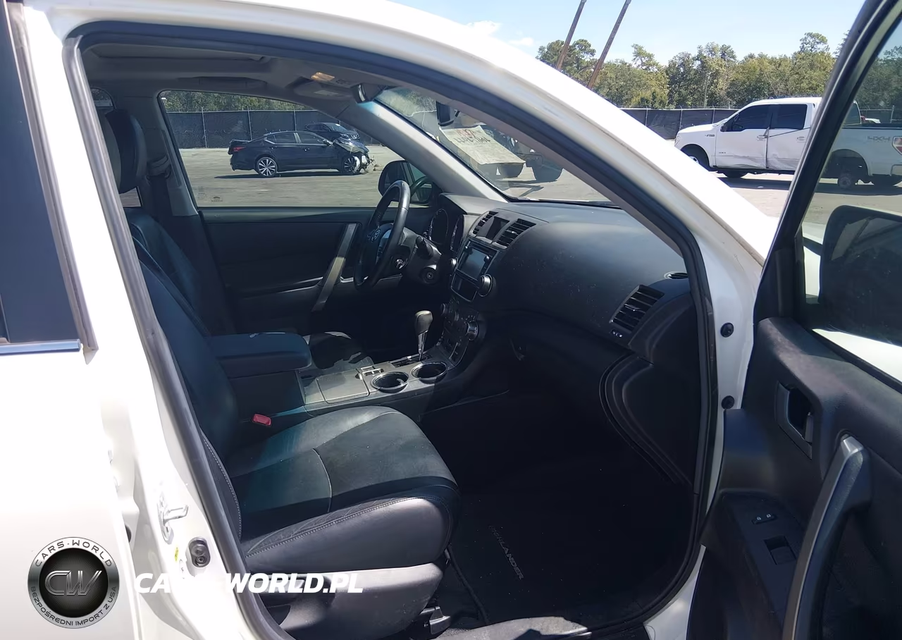 2013 Toyota Highlander Se V6 VIN:5TDZK3EH7DS119023 - 5