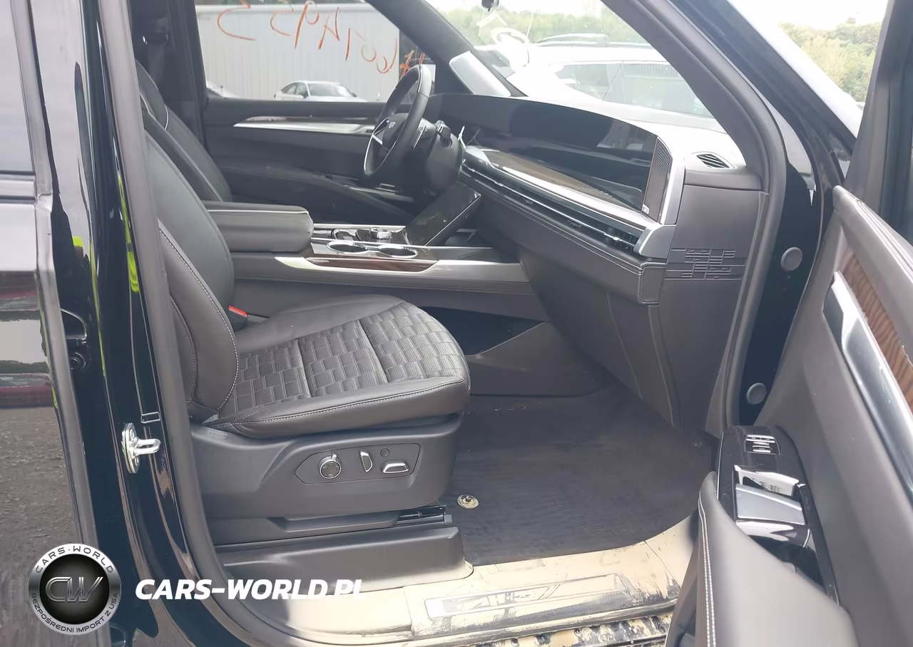 2026 Cadillac Escalade Platinum Sport VIN:1GYS9GKL1TR146237 - 5
