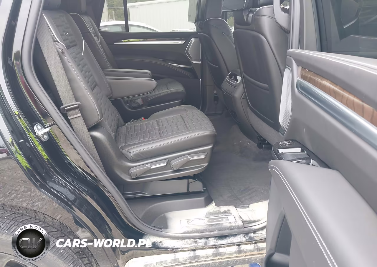 2026 Cadillac Escalade Platinum Sport VIN:1GYS9GKL1TR146237 - 8