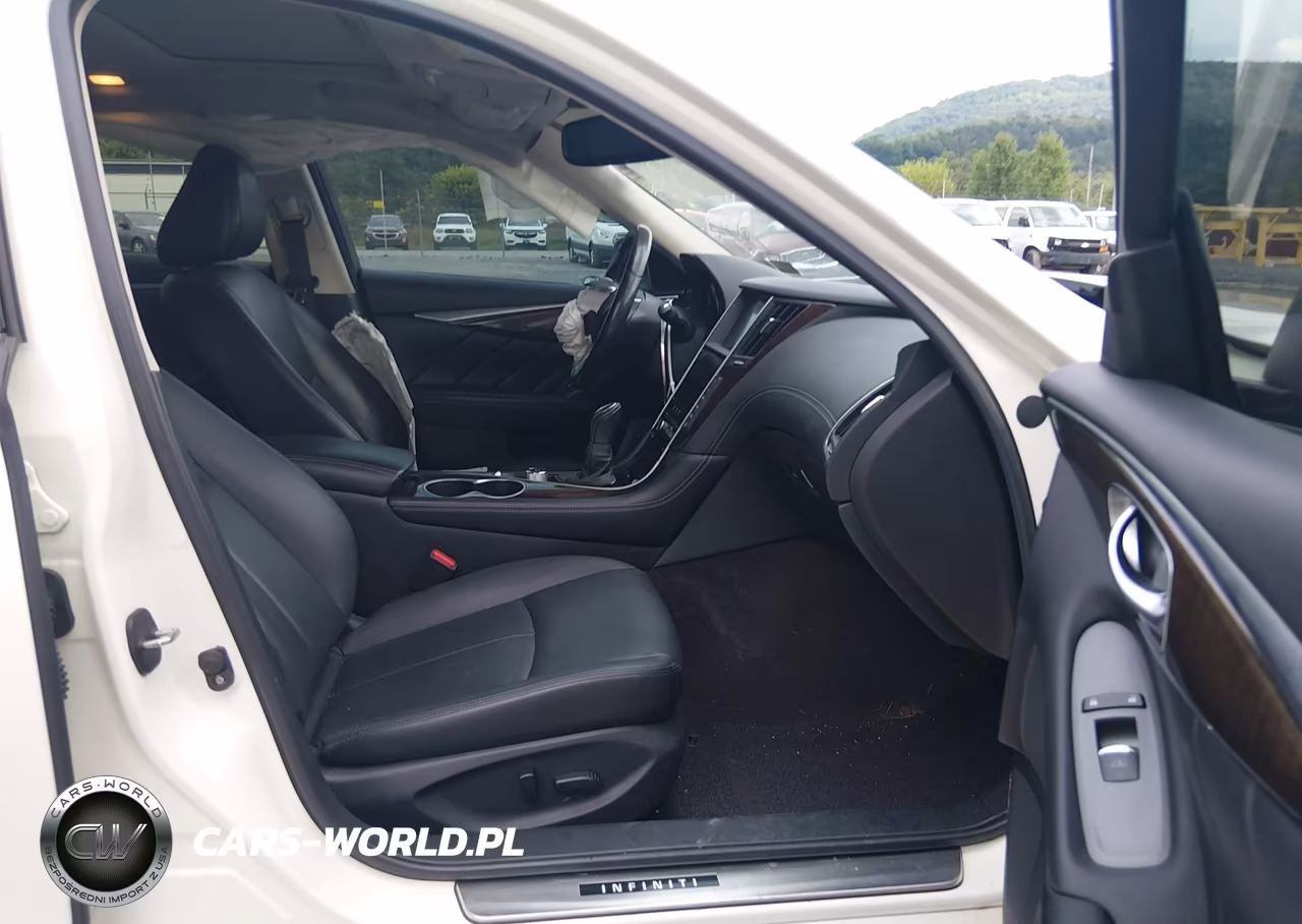 2019 Infiniti Q50 3.0T Luxe VIN:JN1EV7AR6KM551853 - 5