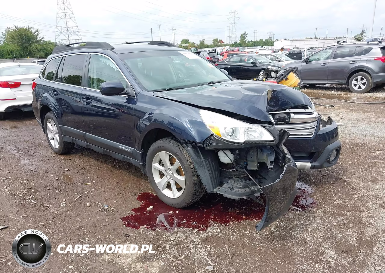 2013 Subaru Outback 3.6R Limited – zdjęcie 1 z 17