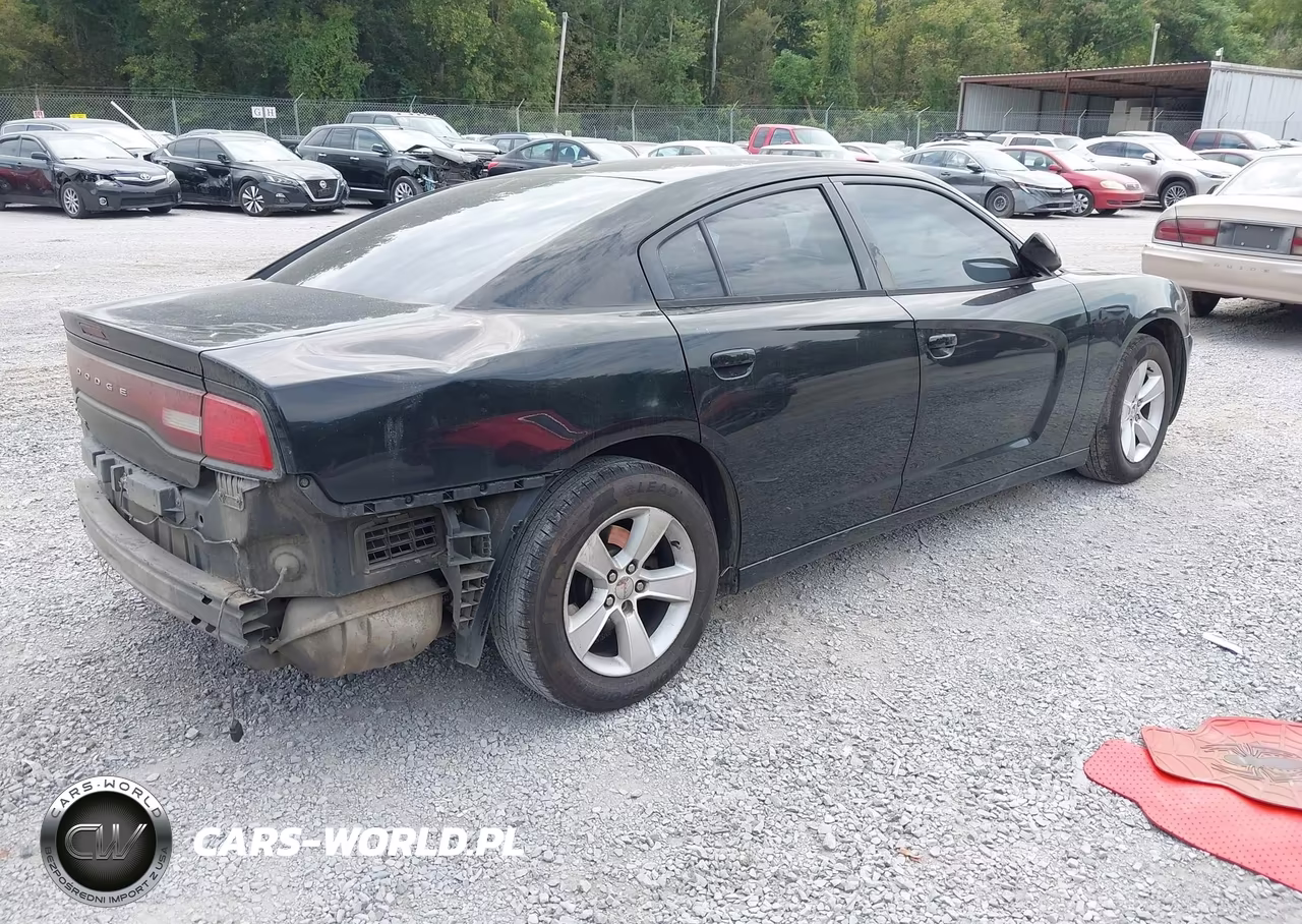 2013 Dodge Charger Sxt VIN:2C3CDXHG8DH647666 - 4