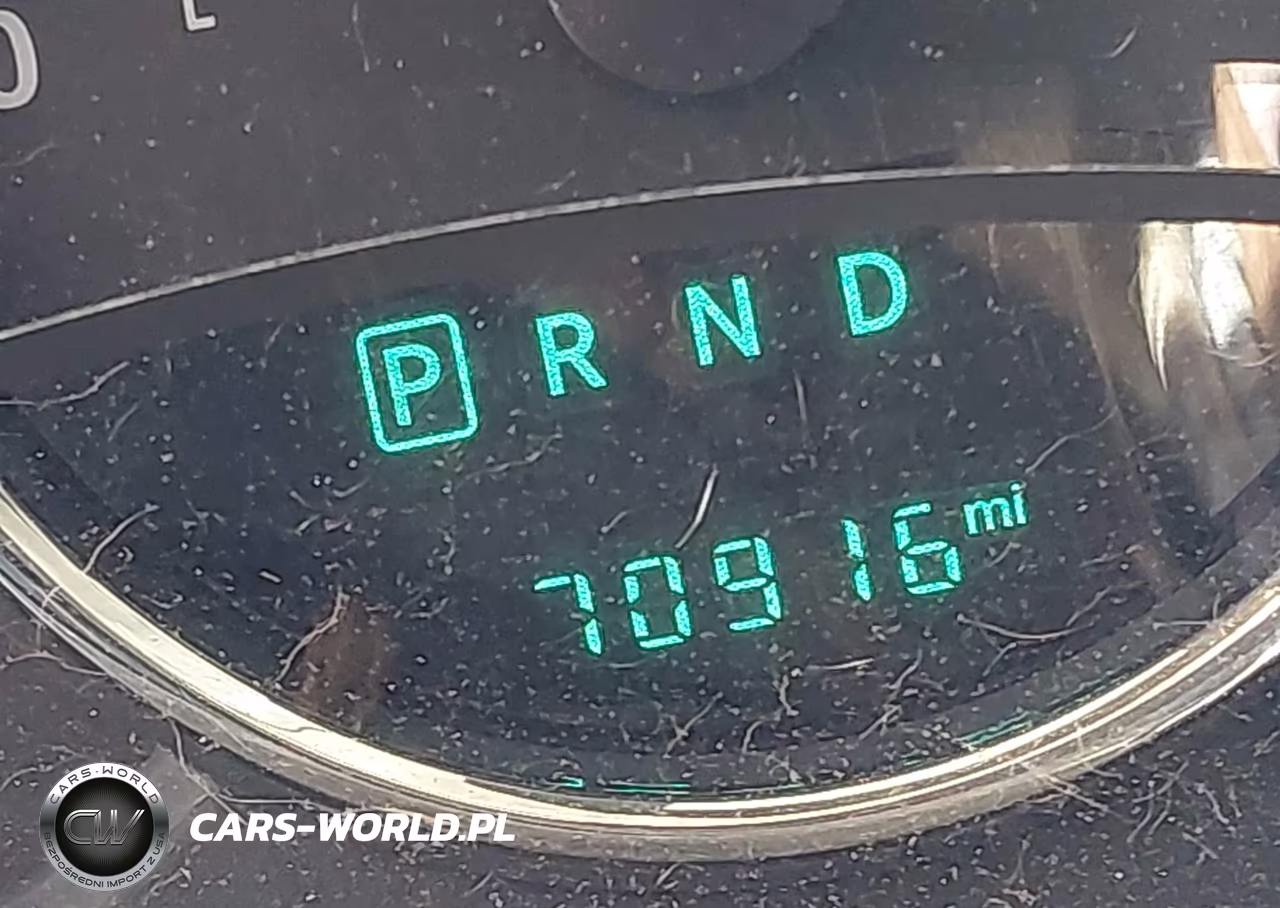 2015 Jeep Wrangler Unlimited Sahara VIN:1C4BJWEG2FL767144 - 15
