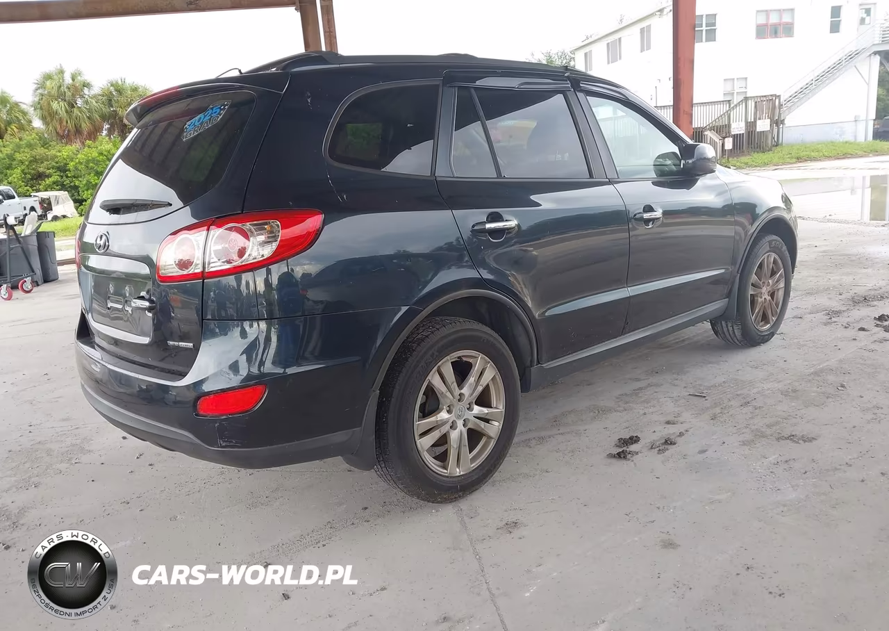 2012 Hyundai Santa Fe Limited V6 VIN:5XYZKDAGXCG096108 - 4