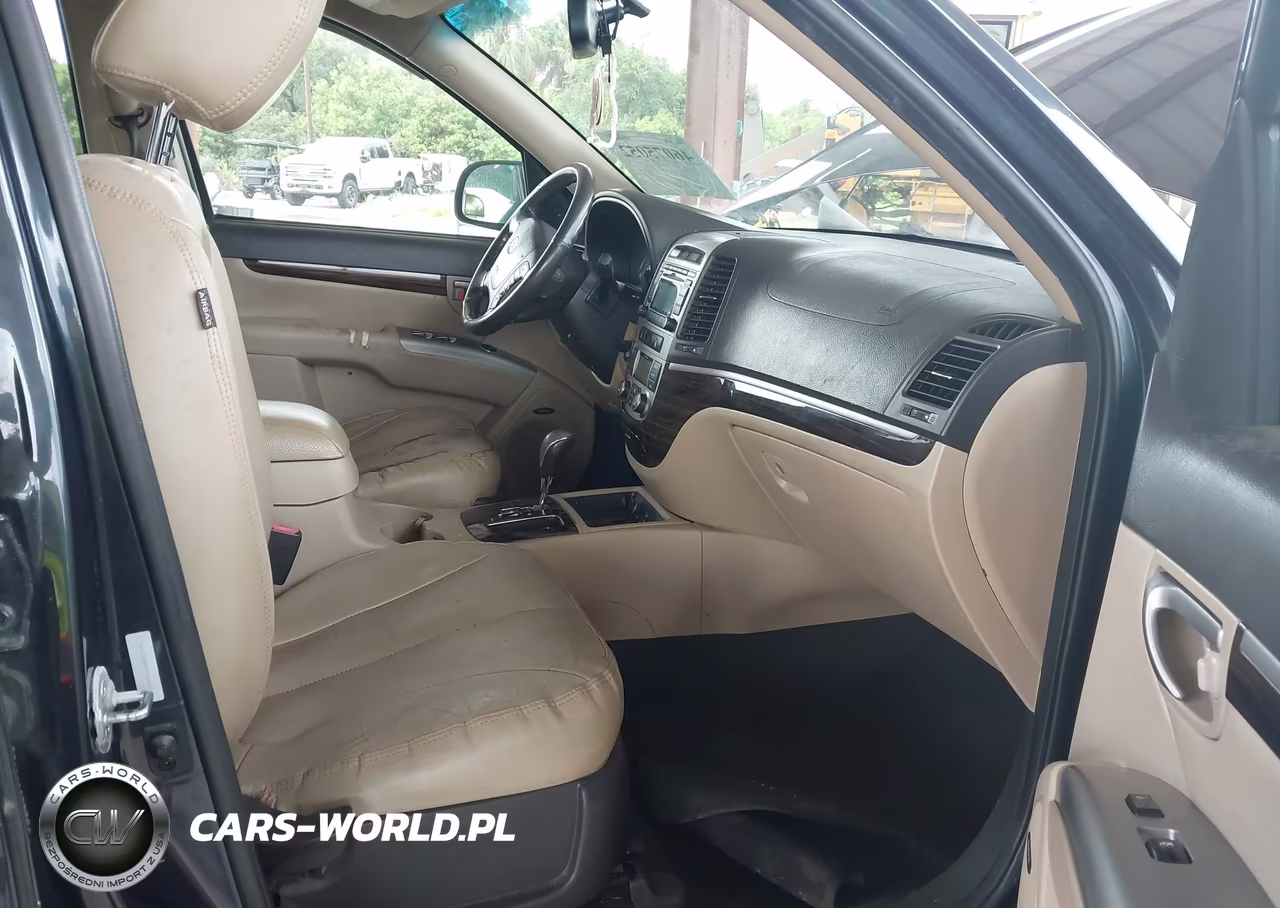 2012 Hyundai Santa Fe Limited V6 VIN:5XYZKDAGXCG096108 - 5