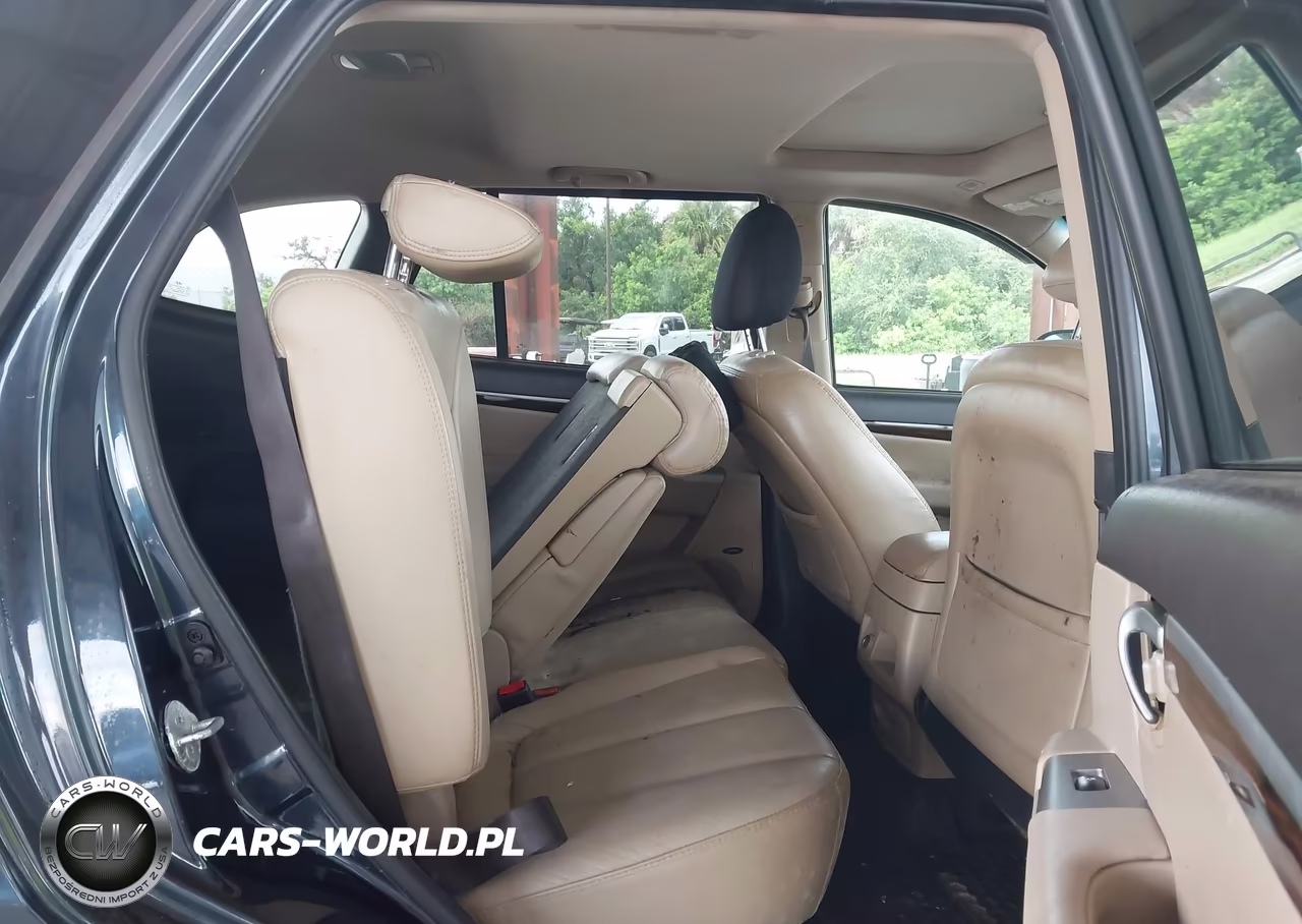 2012 Hyundai Santa Fe Limited V6 VIN:5XYZKDAGXCG096108 - 8