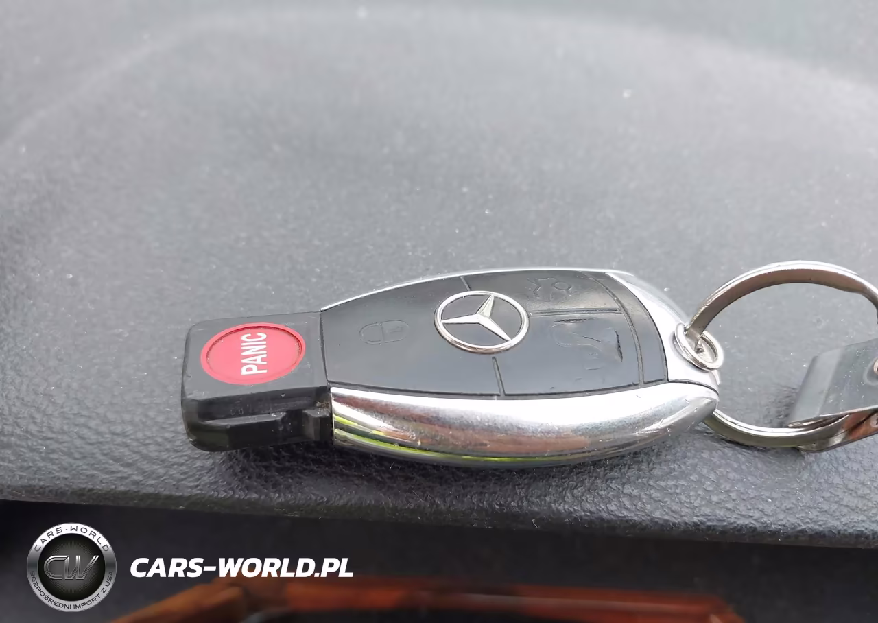 2010 Mercedes-Benz Glk 350 4Matic VIN:WDCGG8HB8AF309626 - 11