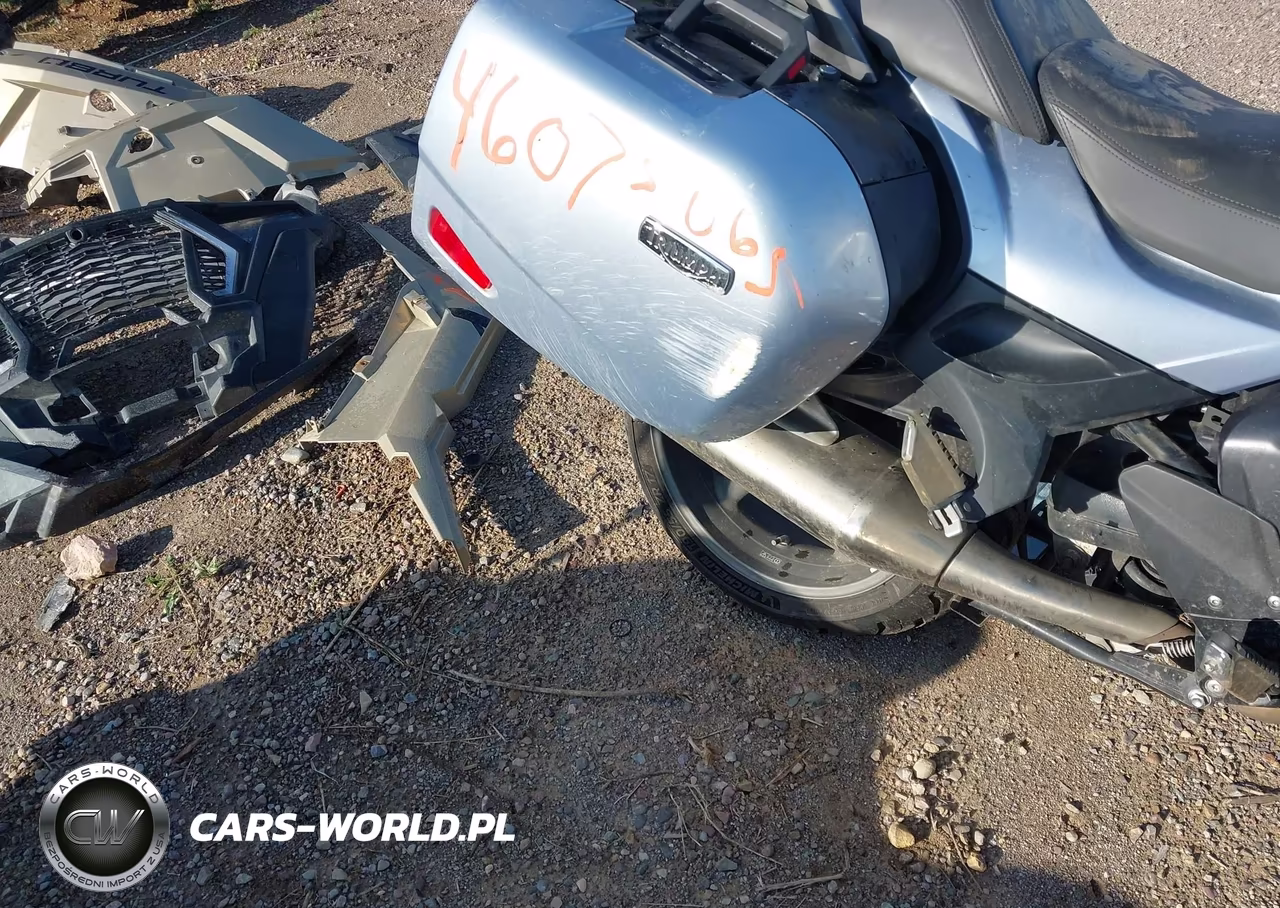 2013 Triumph Motorcycle Trophy Se VIN:SMTH02XK4DJ590940 - 19