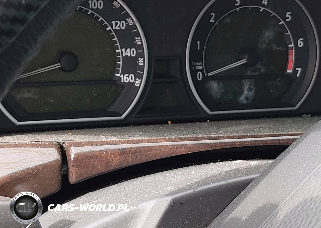 2003 BMW 745Li VIN:WBAGN63443DR08477 - 7