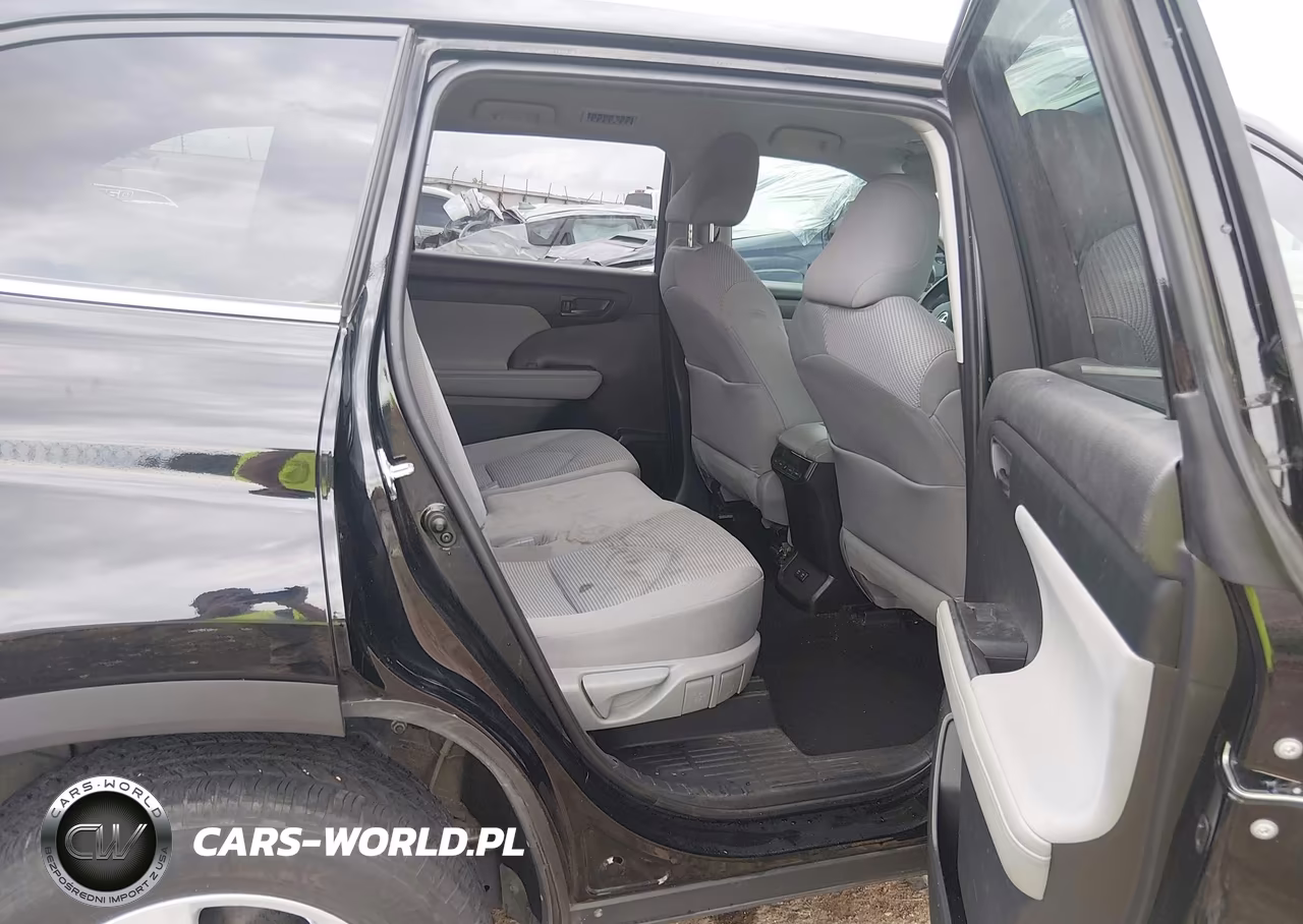 2020 Toyota Highlander Le VIN:5TDBZRBH7LS029129 - 8