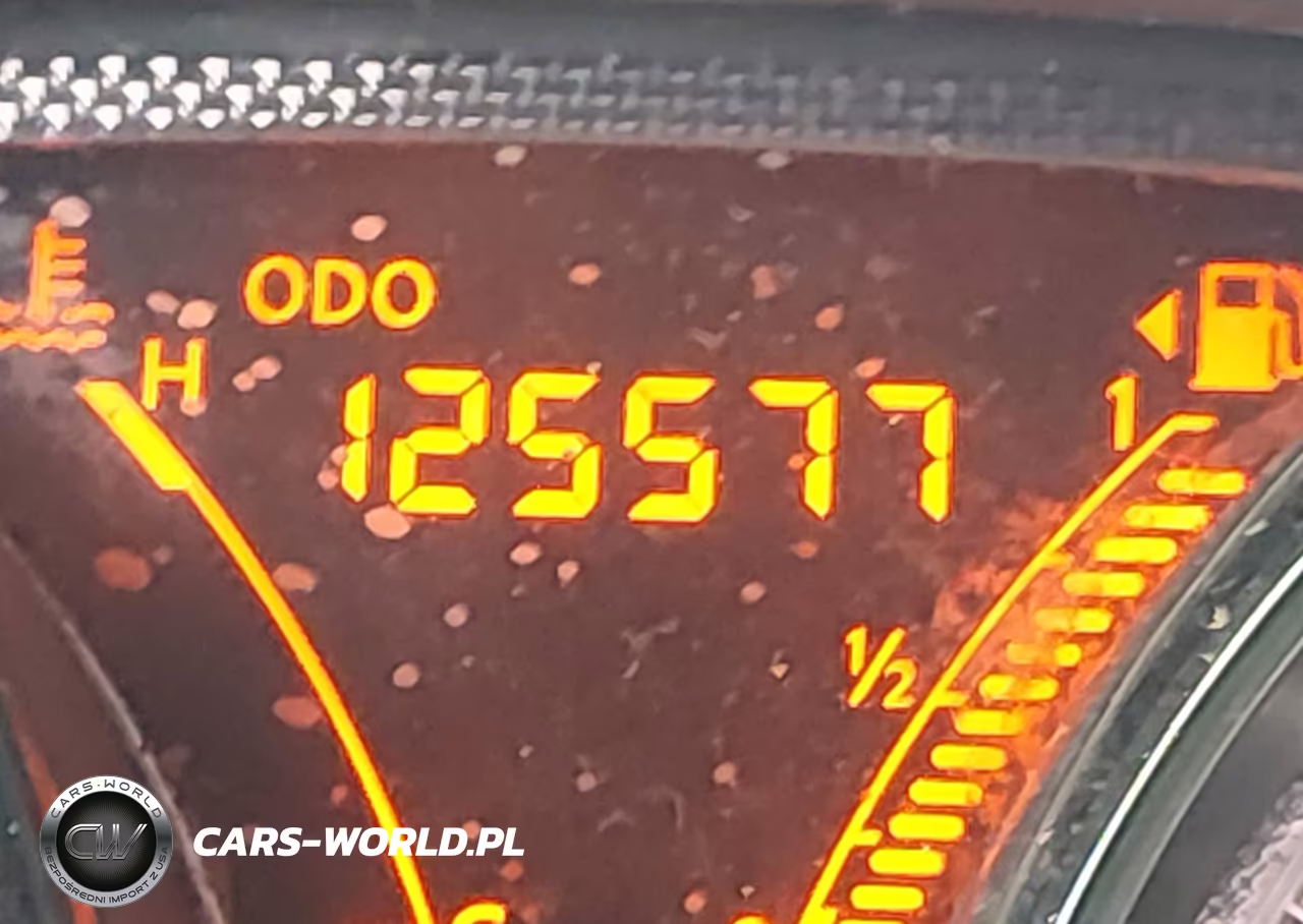 2015 Nissan Versa Note S Plus VIN:3N1CE2CP2FL362297 - 15