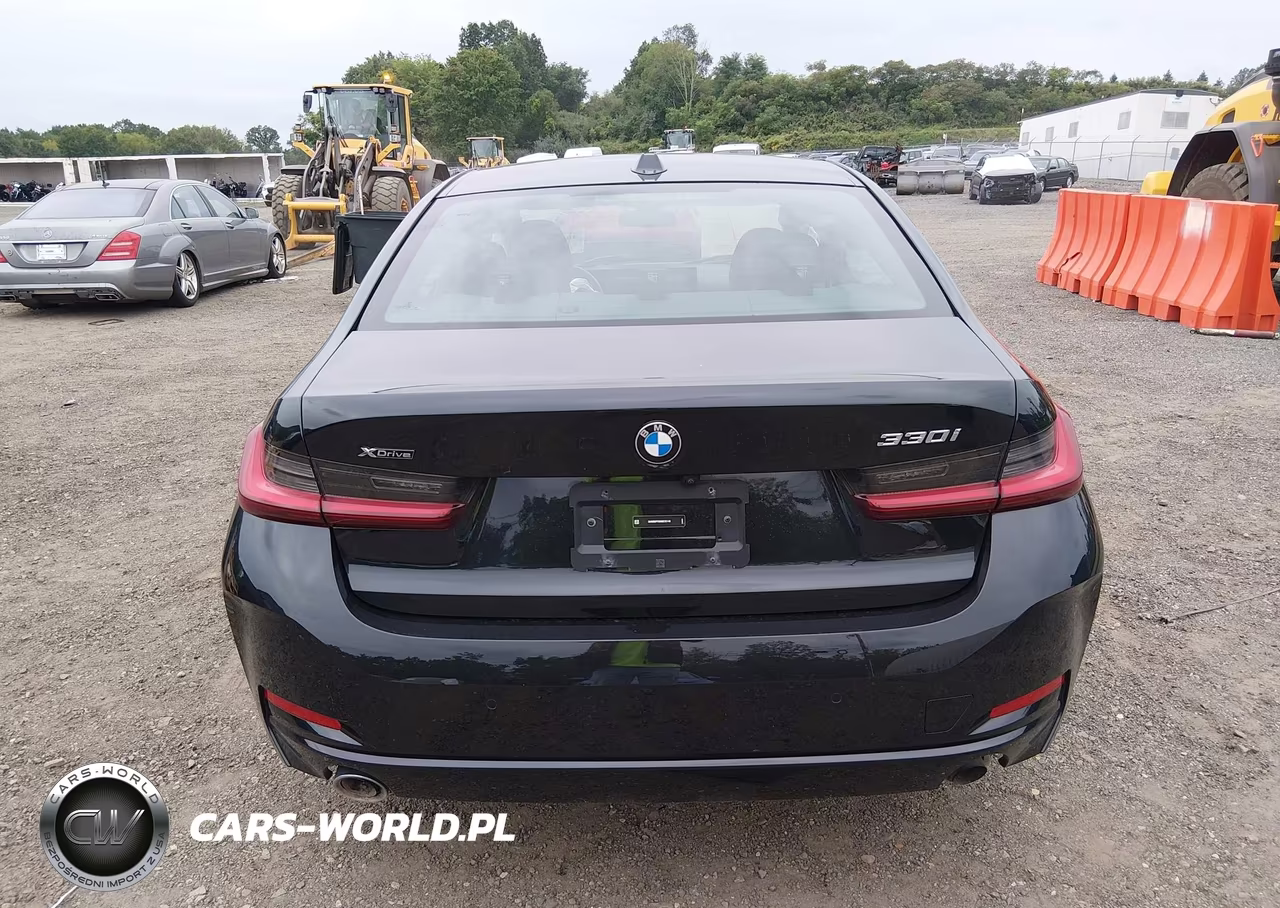 2024 BMW 330I xDrive VIN:3MW89FF0XR8E55148 - 16