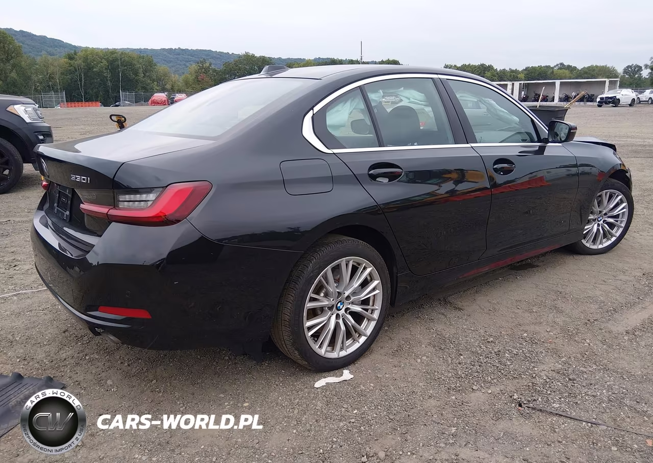 2024 BMW 330I xDrive VIN:3MW89FF0XR8E55148 - 4