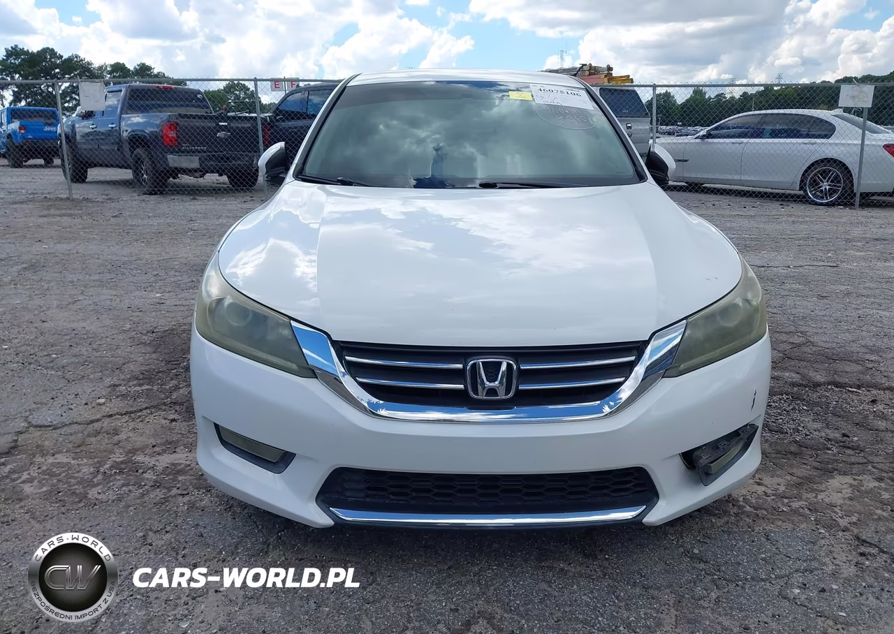 2015 Honda Accord Sport VIN:1HGCR2F57FA109464 - 12