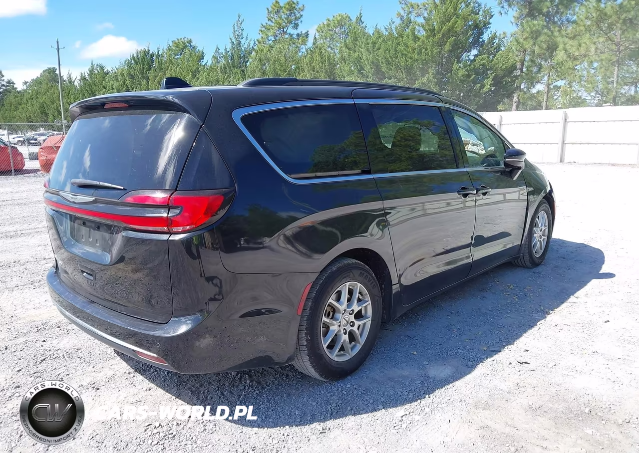 2022 Chrysler Pacifica Touring L VIN:2C4RC1BG5NR117908 - 4