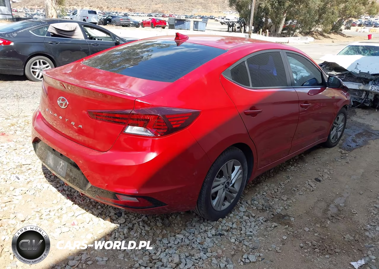2020 Hyundai Elantra Sel VIN:5NPD84LF6LH533446 - 4