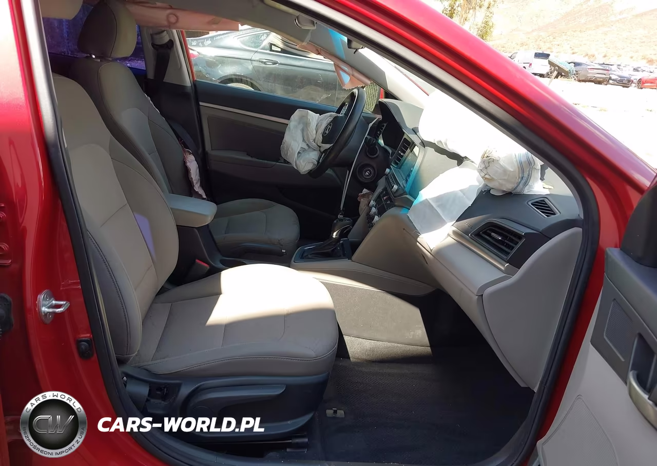 2020 Hyundai Elantra Sel VIN:5NPD84LF6LH533446 - 5