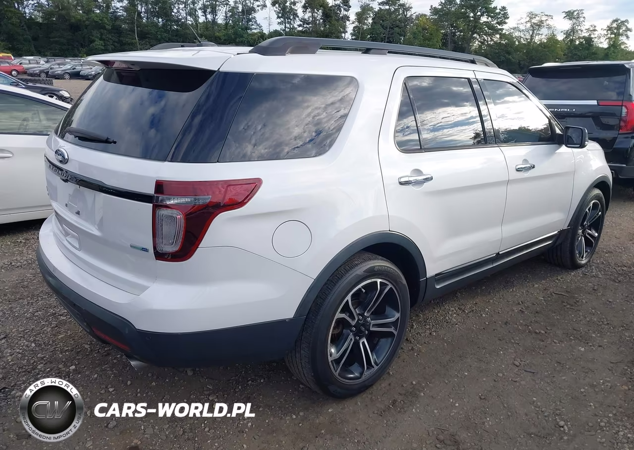 2013 Ford Explorer Sport VIN:1FM5K8GT7DGC37348 - 4