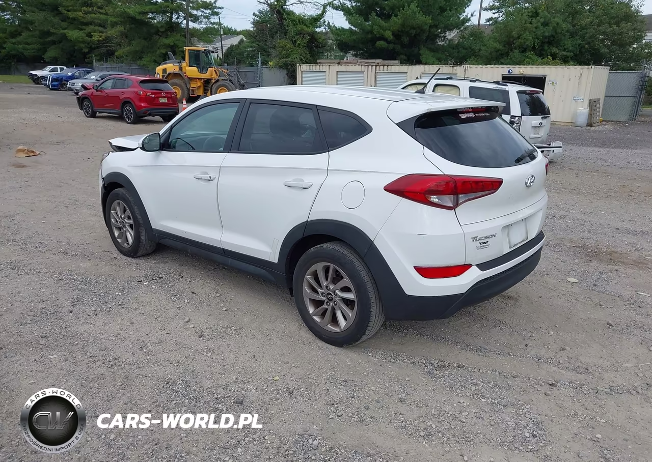 2018 Hyundai Tucson Se VIN:KM8J23A41JU802337 - 3