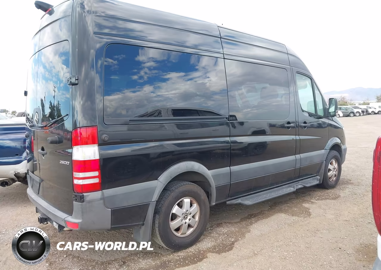 2018 Mercedes-Benz Sprinter 2500 Standard Roof V6 VIN:8BRPE7CD1JE155621 - 4