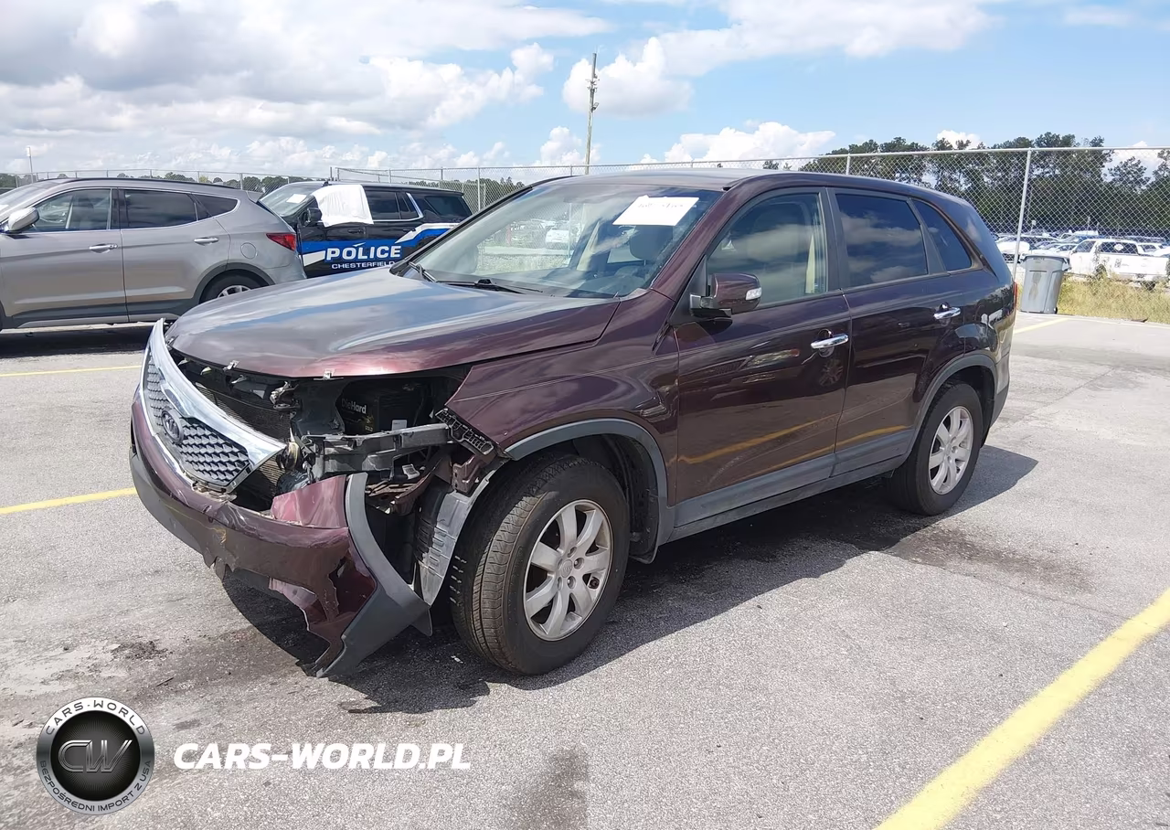 2013 Kia Sorento Lx VIN:5XYKT3A17DG330548 - 2