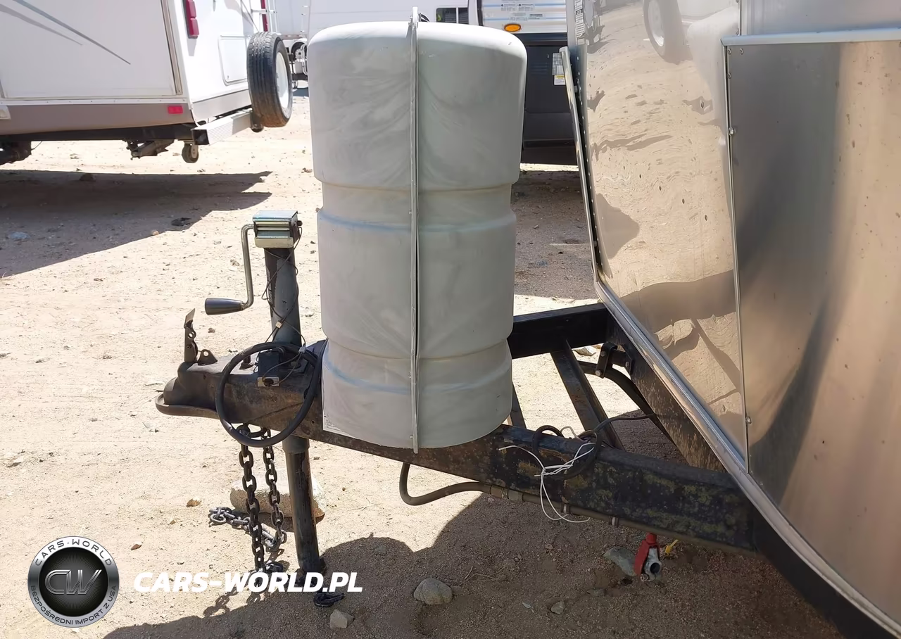 2012 Airstream Sport VIN:1STVRTF12CJ525977 - 10