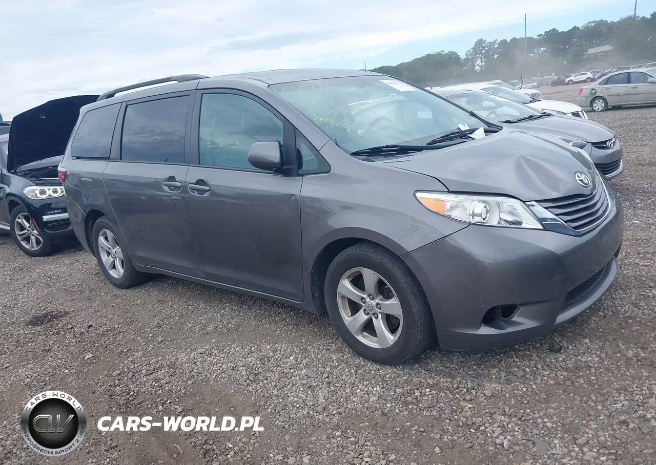 2017 Toyota Sienna Le 8 Passenger – zdjęcie 1 z 17