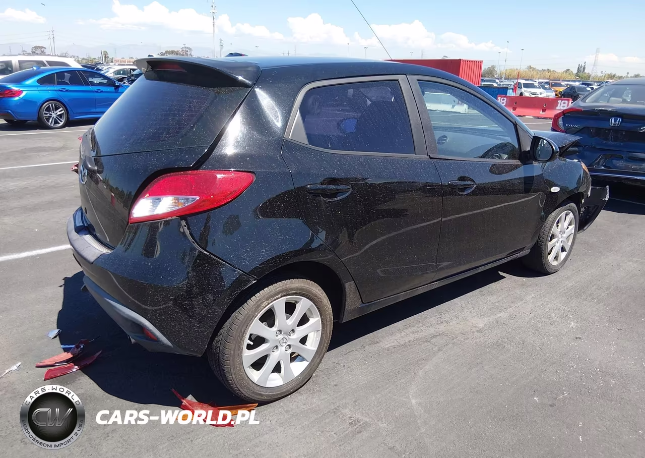 2012 Mazda Mazda2 Touring VIN:JM1DE1LY6C0135868 - 4