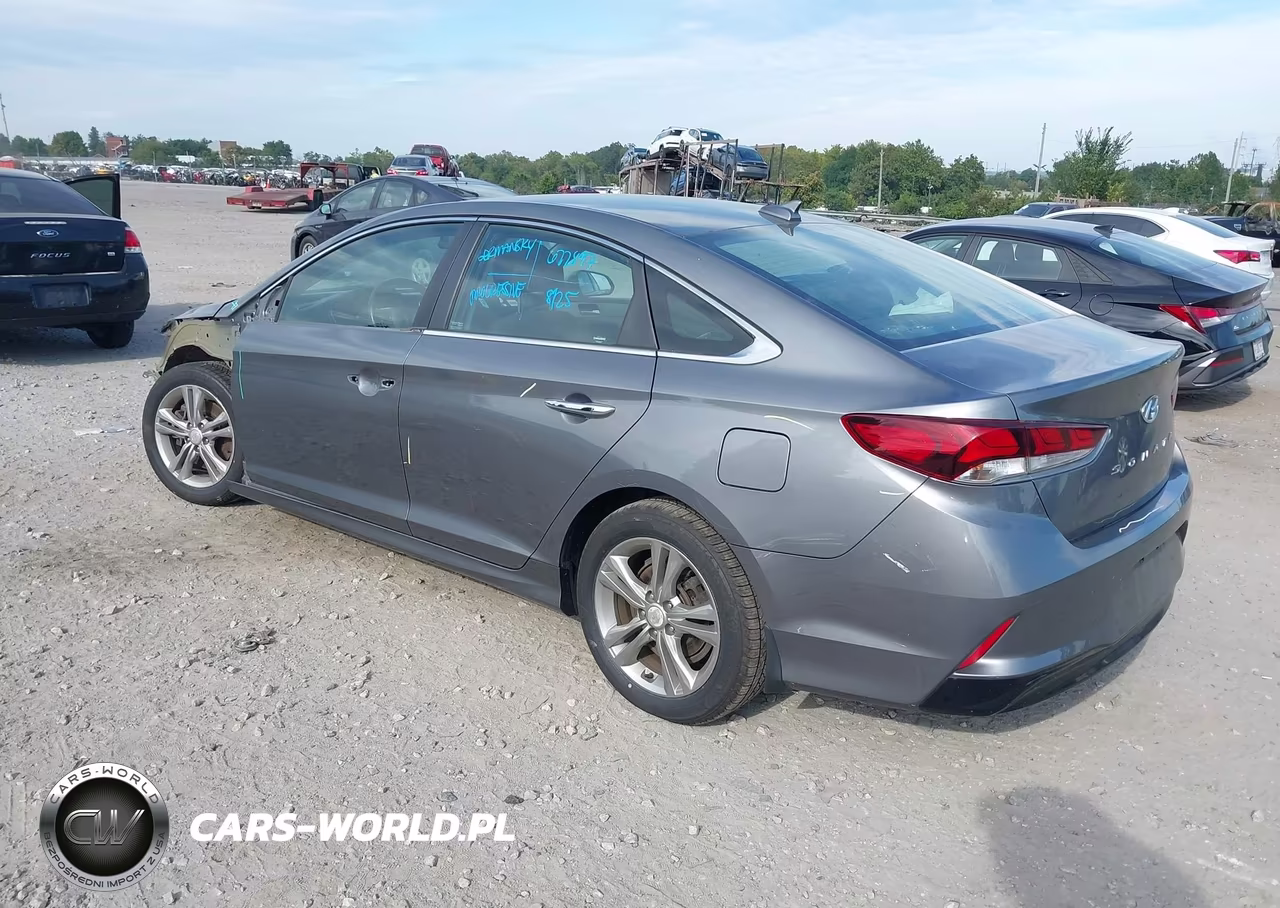 2018 Hyundai Sonata Sel+ VIN:5NPE34AF6JH712606 - 3