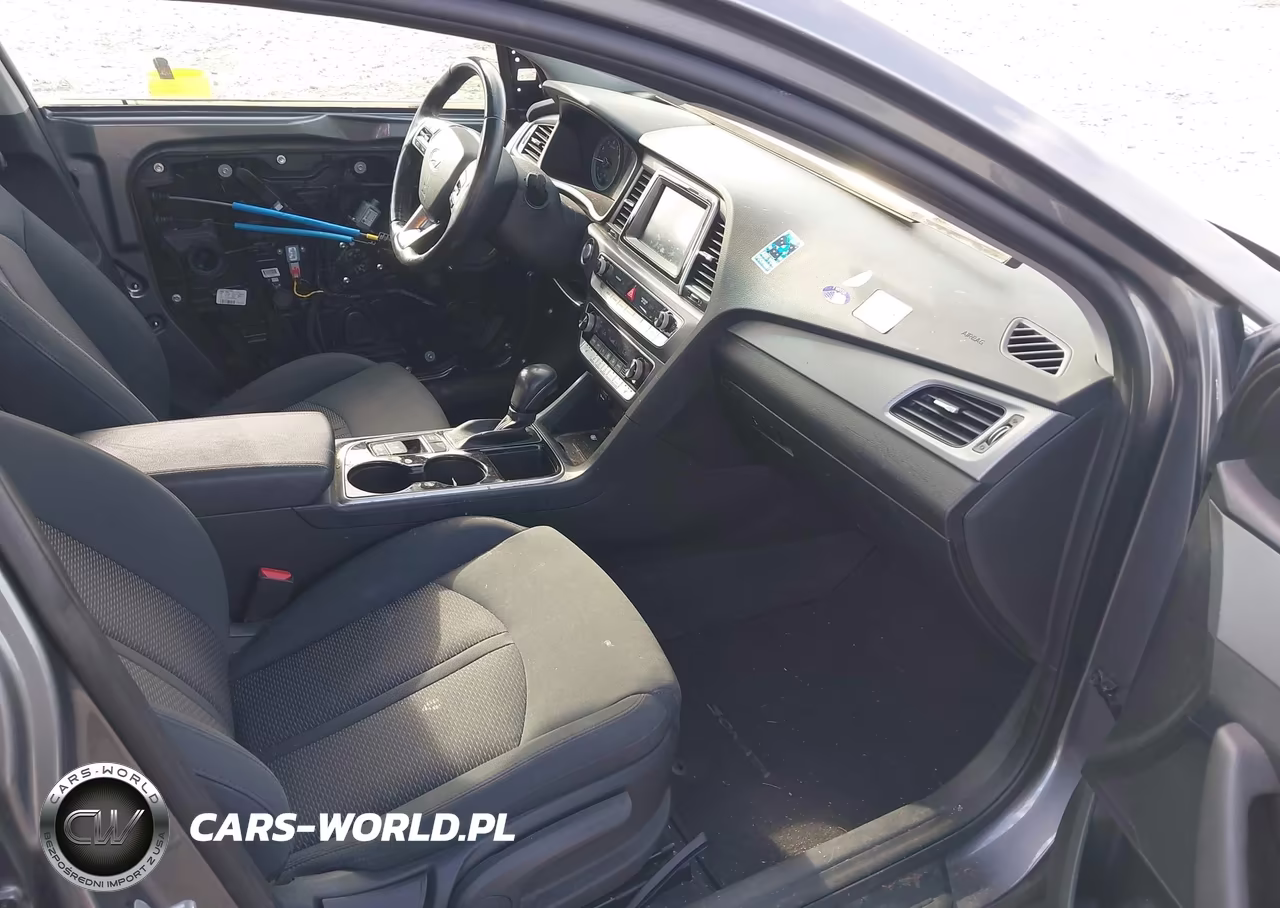 2018 Hyundai Sonata Sel+ VIN:5NPE34AF6JH712606 - 5