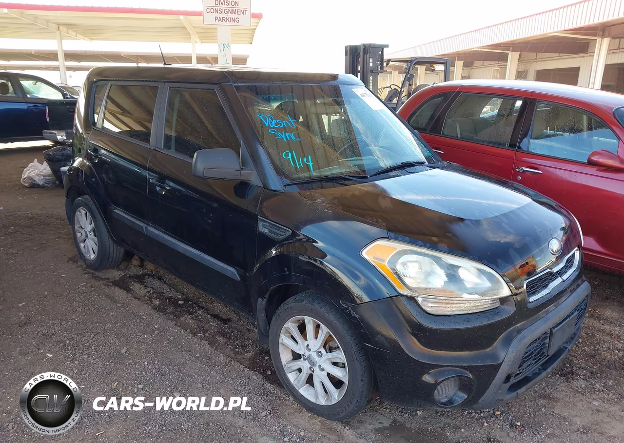 2013 Kia Soul + VIN:KNDJT2A66D7755838 - 1