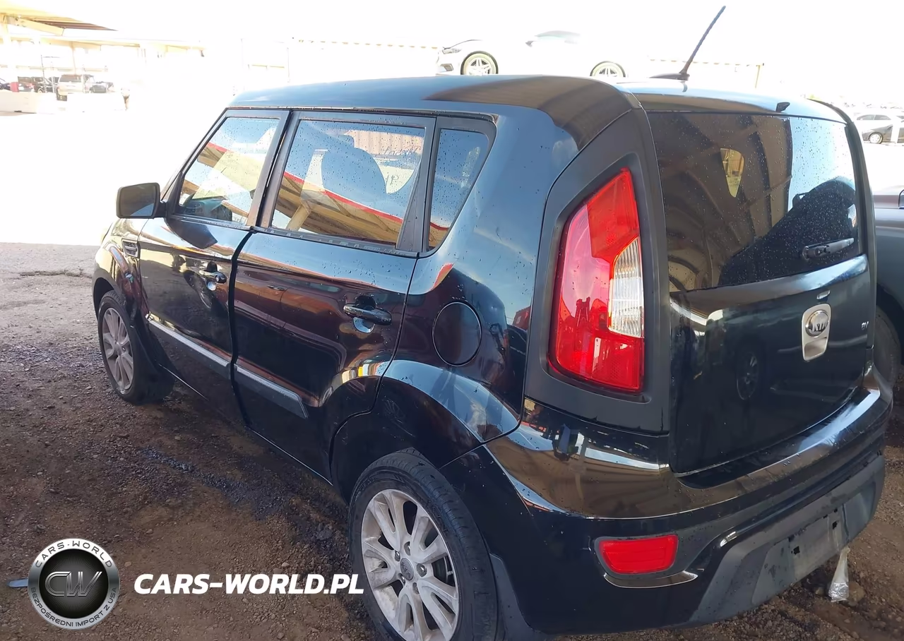 2013 Kia Soul + VIN:KNDJT2A66D7755838 - 3