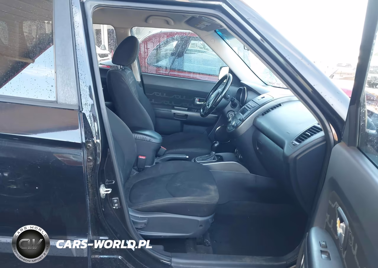 2013 Kia Soul + VIN:KNDJT2A66D7755838 - 5