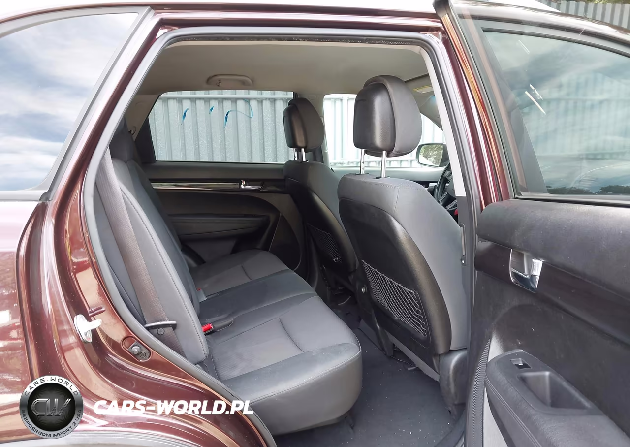 2012 Kia Sorento Lx VIN:5XYKT3A68CG224409 - 8
