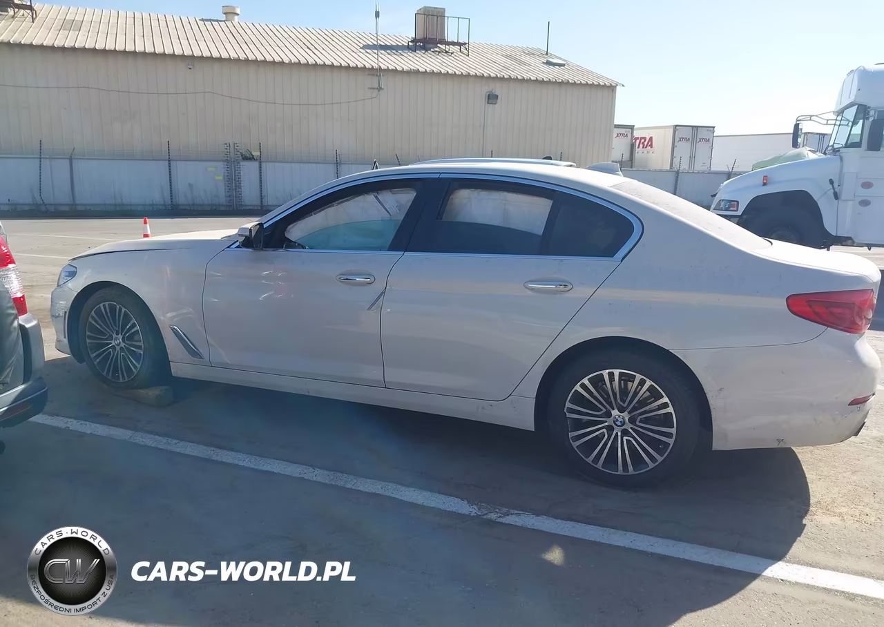 2018 BMW 530I VIN:WBAJA5C55JWA37145 - 13
