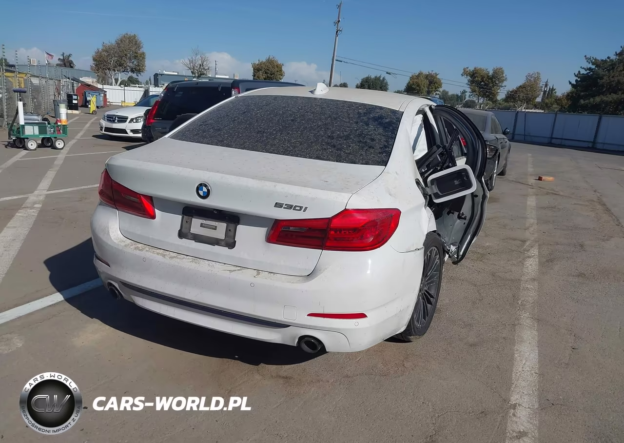 2018 BMW 530I VIN:WBAJA5C55JWA37145 - 4