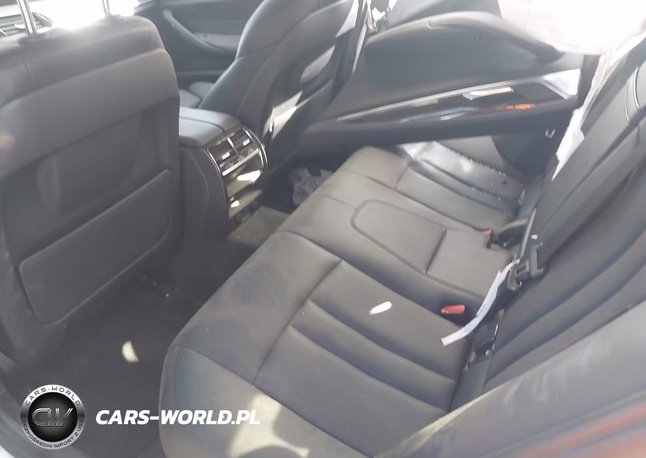 2018 BMW 530I VIN:WBAJA5C55JWA37145 - 8