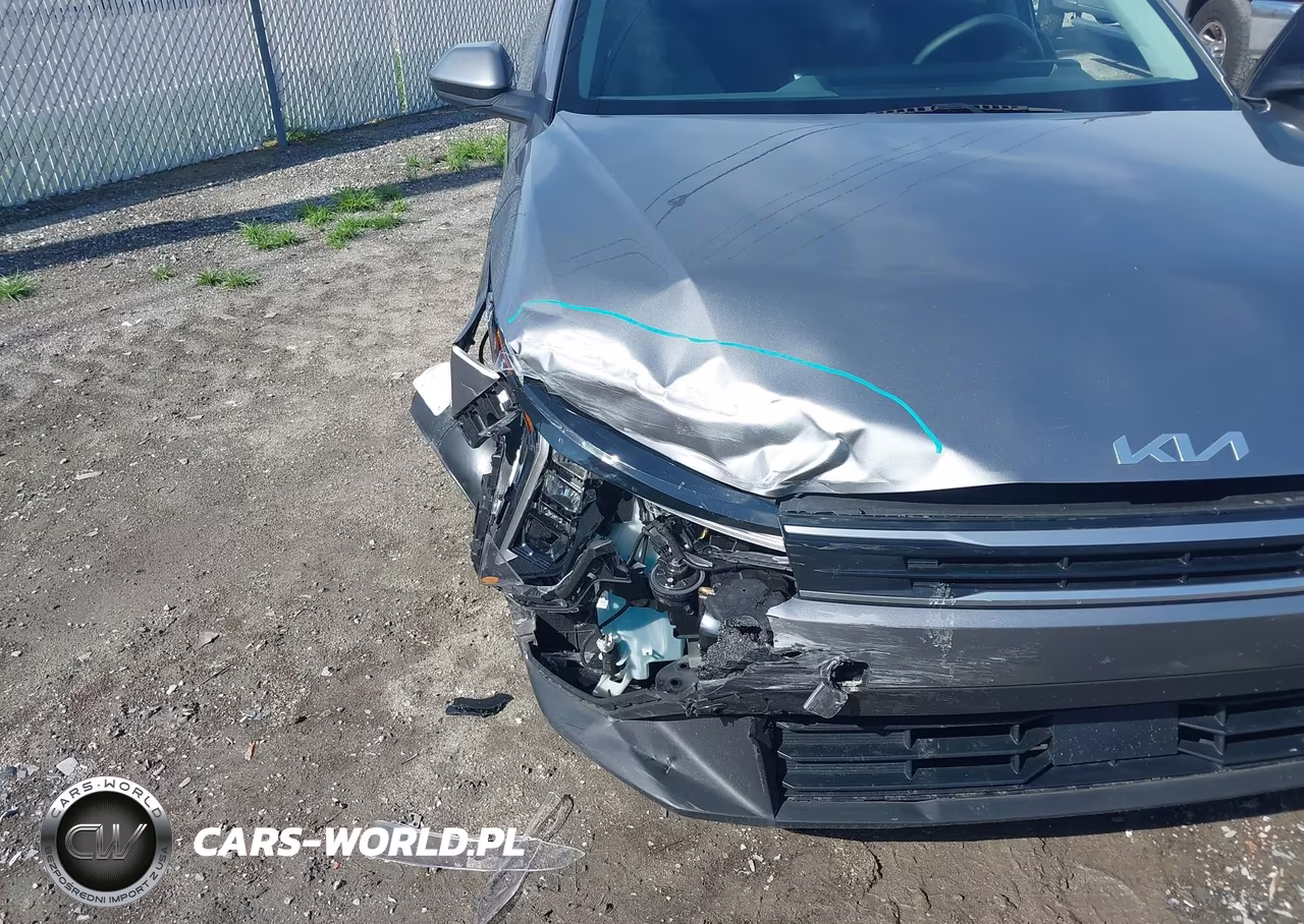2025 Kia K4 Lxs VIN:3KPFT4DE7SE034090 - 6
