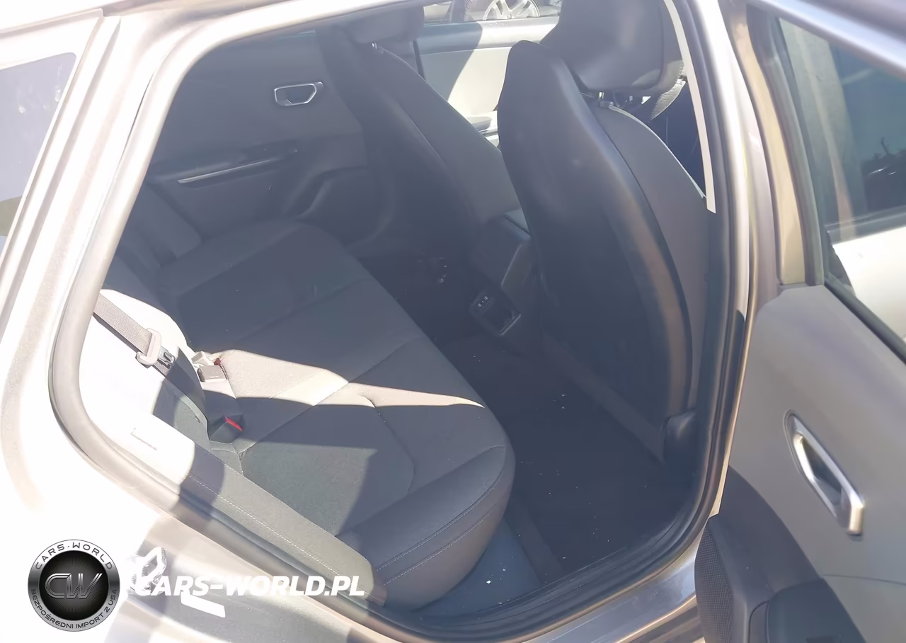 2025 Kia K4 Lxs VIN:3KPFT4DE7SE034090 - 8
