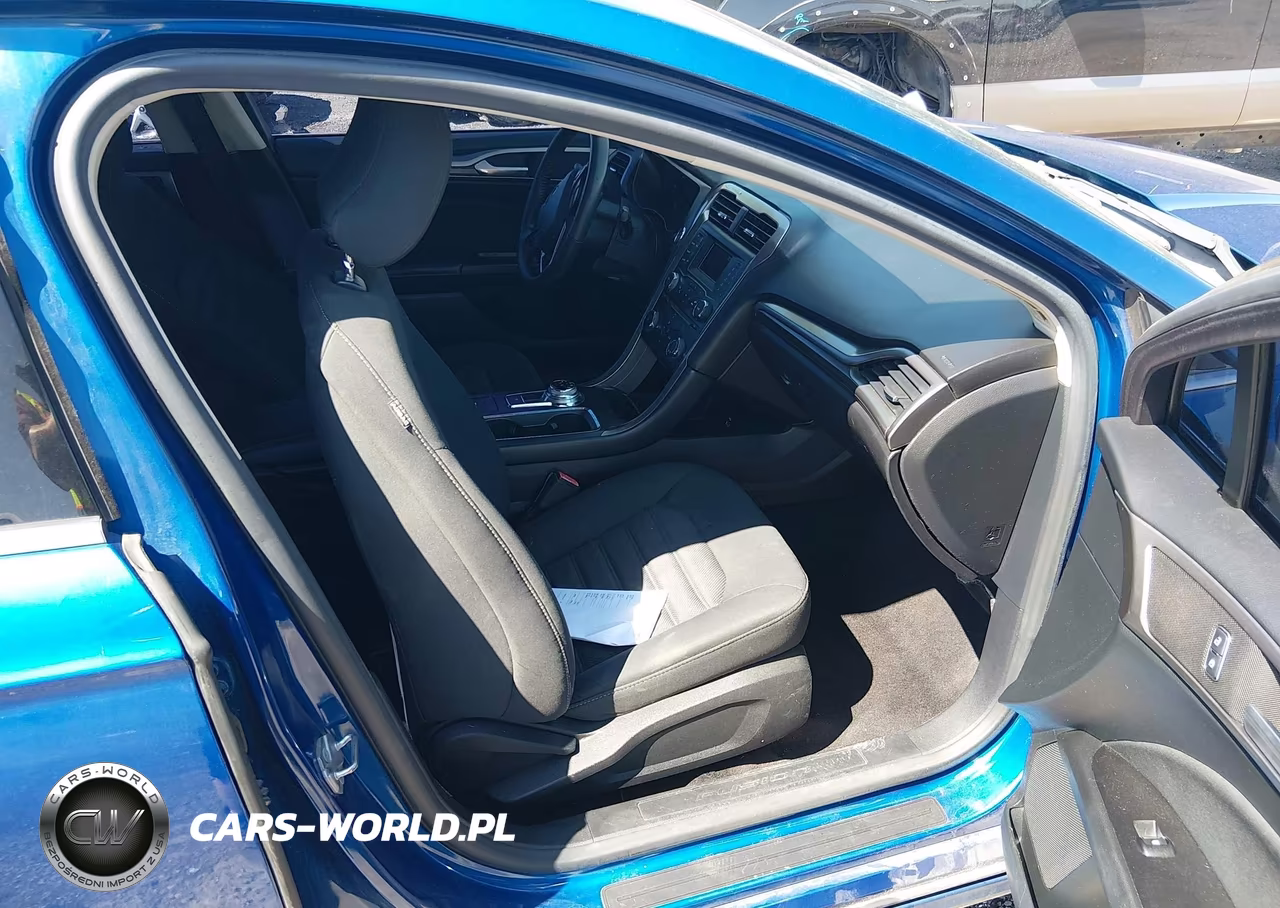 2017 Ford Fusion S VIN:3FA6P0G72HR148323 - 5