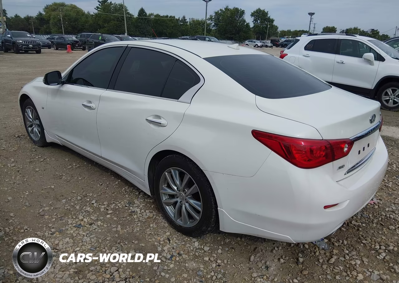 2015 Infiniti Q50 Premium VIN:JN1BV7AR0FM391235 - 3