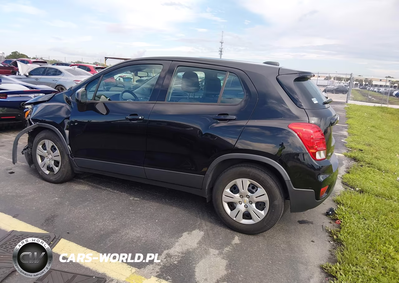 2018 Chevrolet Trax Ls VIN:3GNCJKSB8JL379703 - 3