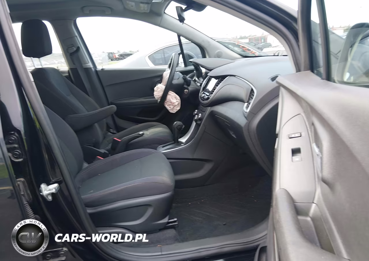 2018 Chevrolet Trax Ls VIN:3GNCJKSB8JL379703 - 5
