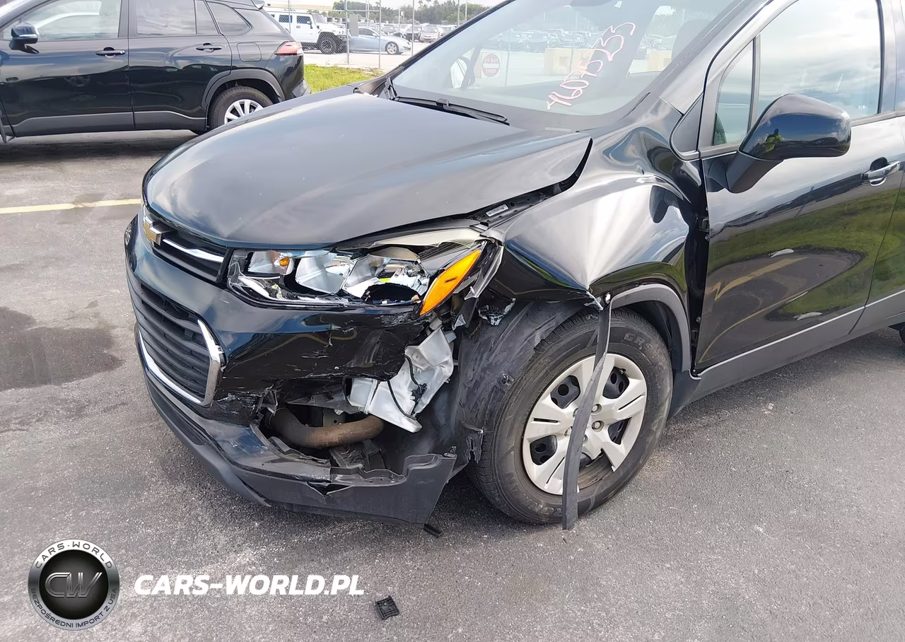 2018 Chevrolet Trax Ls VIN:3GNCJKSB8JL379703 - 6