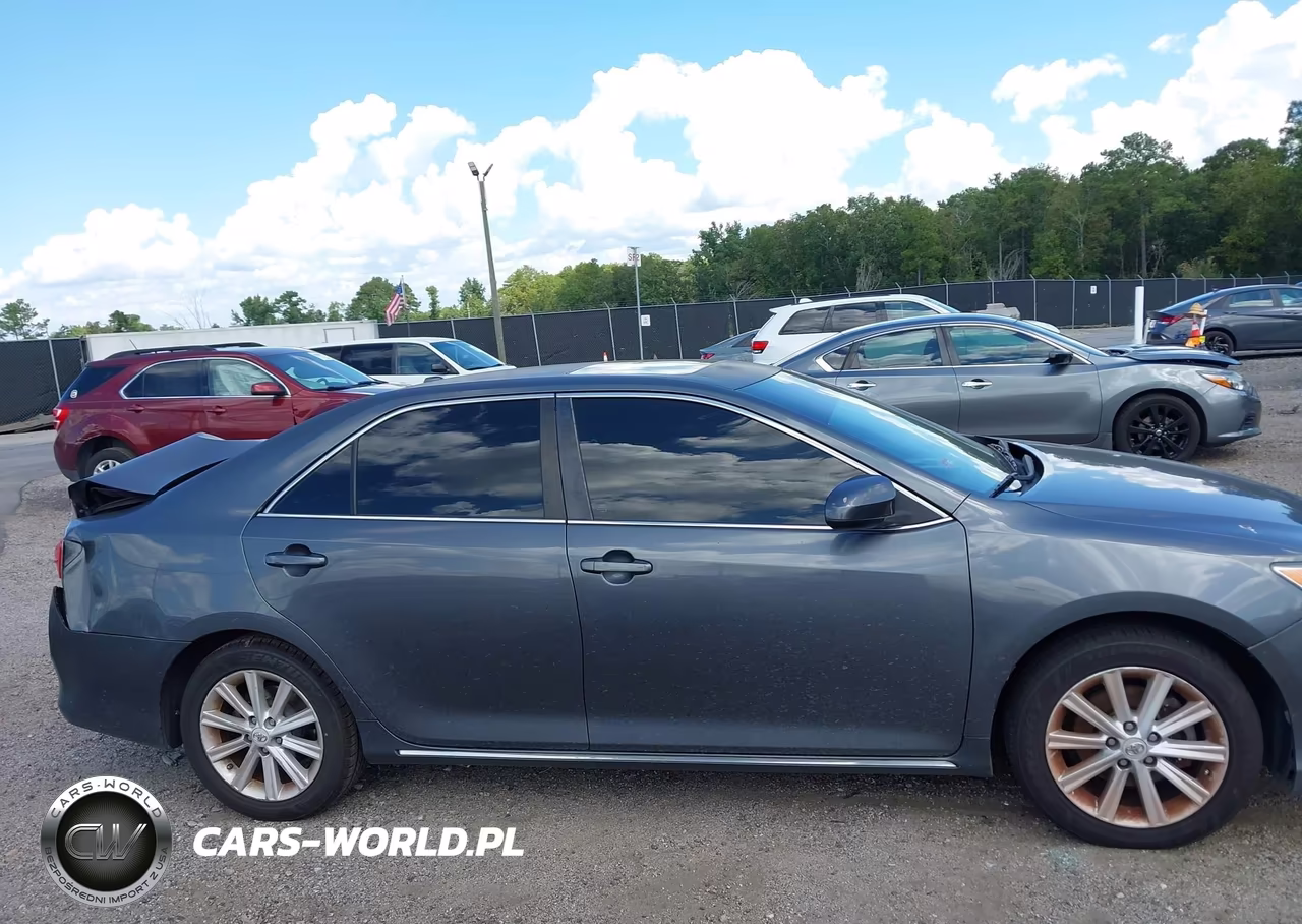 2012 Toyota Camry Xle VIN:4T1BF1FK0CU585452 - 13